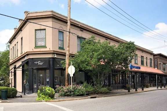 401 Euclid property image