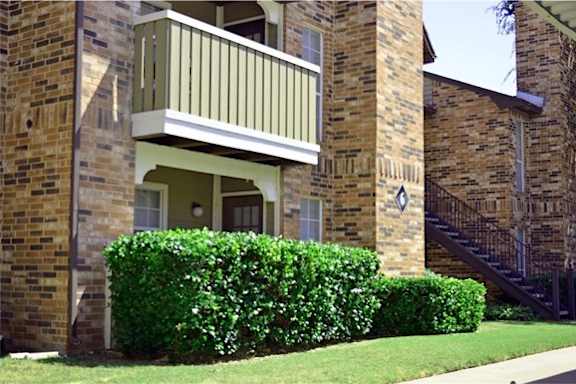 Hunters Way property image