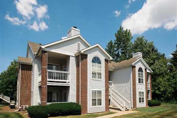 Country Club Apartments property image