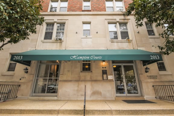 Hampton Courts property image