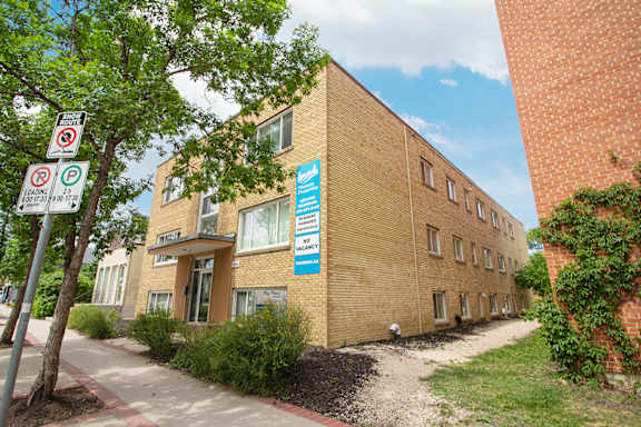 585 Corydon Apartment property image