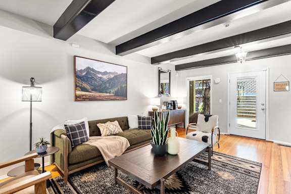 Miramonte Lodge property image