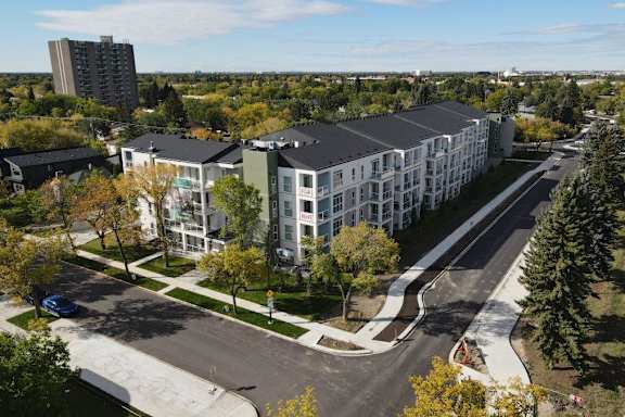 Greenstone Park property image