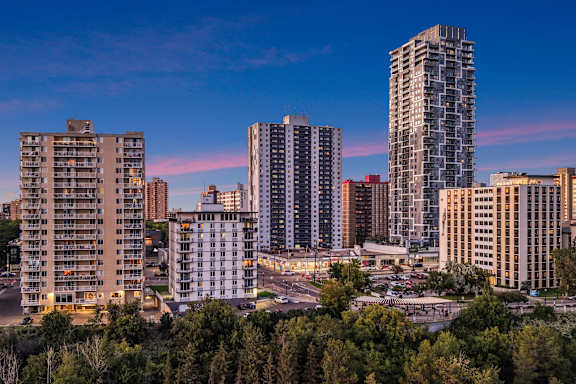 Pinnacle property image