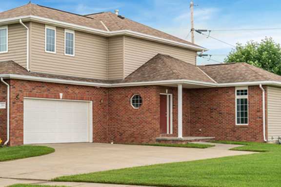Cascade Pines Duplexes property image