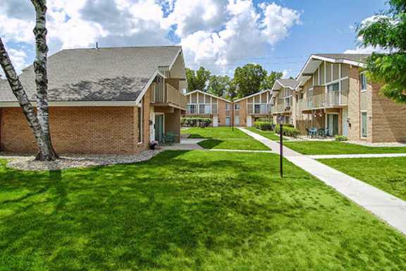 The Peak Apartments and Townhomes property image