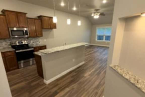 810 United DrIve property image