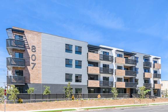 Hudson Lux by Wiseman property image