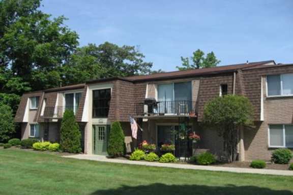 Big Tree Manor Apartments property image