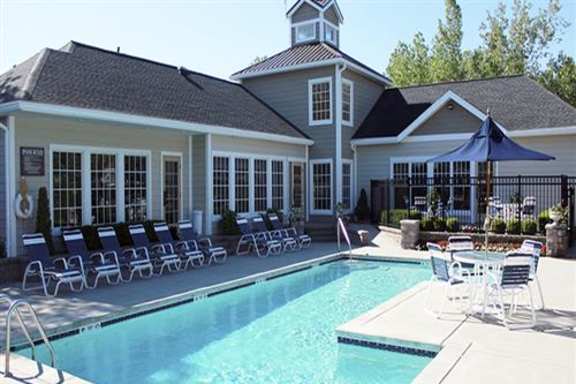 Country Club Manor Apartments property image