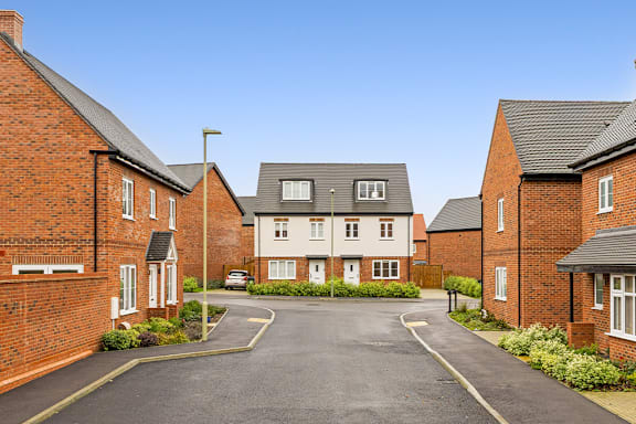 Hounsome Fields property image