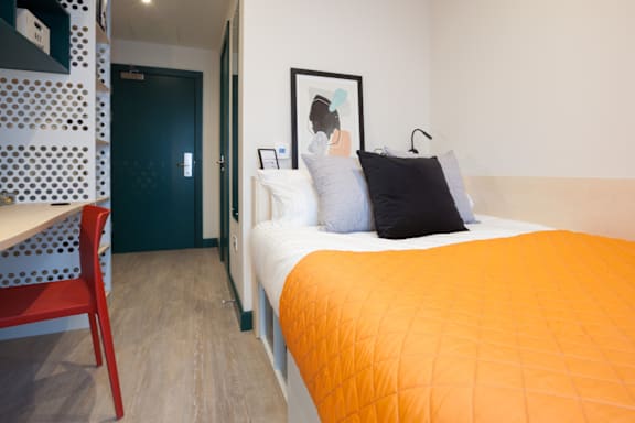 Bronze Plus En Suite grade image