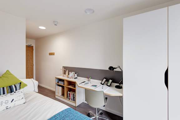 Silver Two Bed Flat grade image
