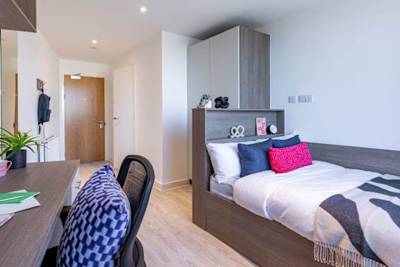 Silver En Suite grade image