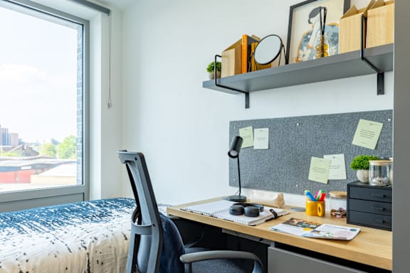 Silver En Suite grade image