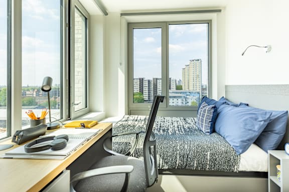 Gold Skyline En Suite grade image