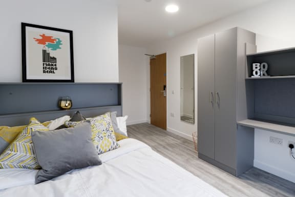Premium Plus En Suite grade image