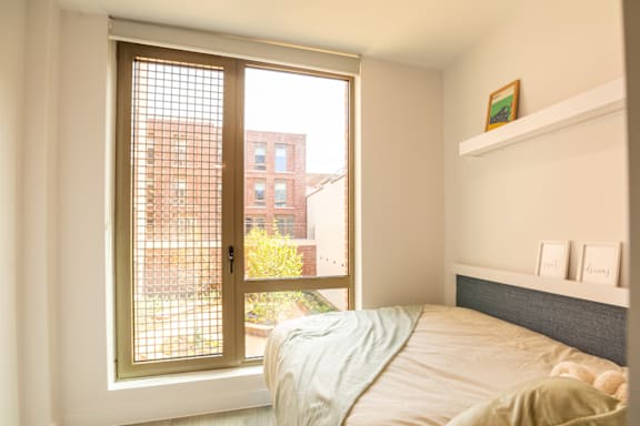 8 Bed En Suite grade image
