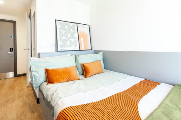 Bronze Plus En Suite grade image