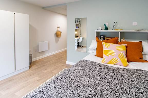 Platinum En Suite grade image