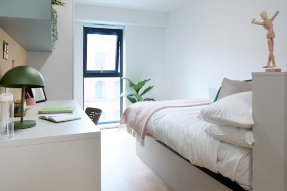 Silver En Suite grade image
