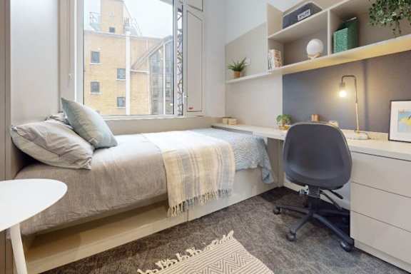 Standard En-Suite grade image