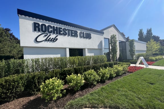 at Rochester Club Apartments - Rochester, MI, Michigan, 48306