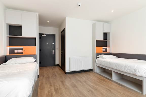 Twin Ensuite - 2 Bedroom Apartment grade image