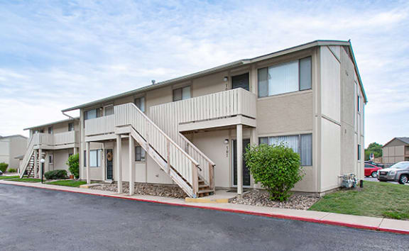 exterior of ponderosa apartments in wichita, KS