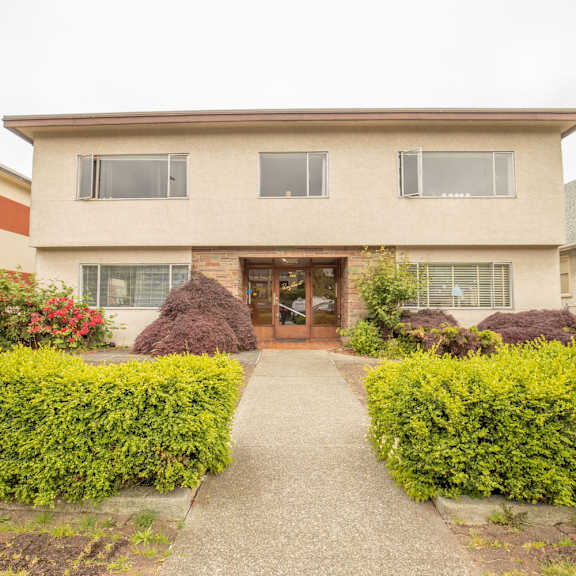 bay court apartments
