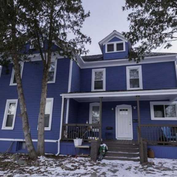 144 hill exterior