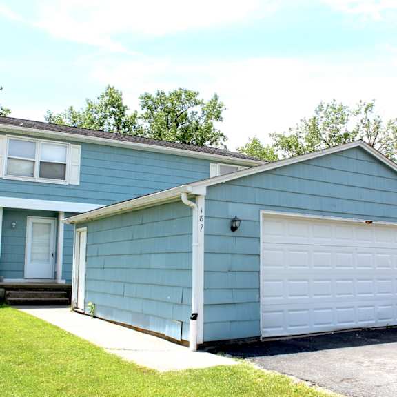185/187 kaymar drive duplex for rent in amherst
