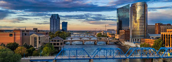 Lofts at 5 Lyon Grand Rapids Downtown