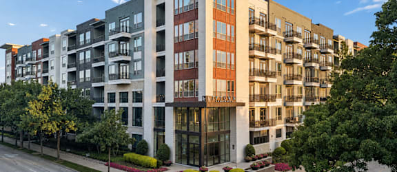 L2 Uptown property image