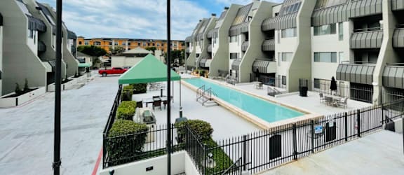 Augusta Court Apartments property image