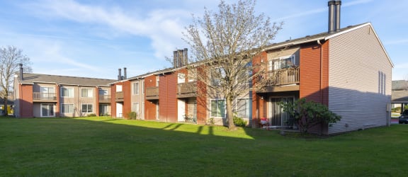 Pointe East property image