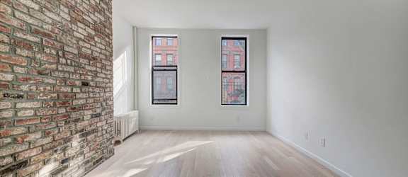 116 Bedford Avenue property image
