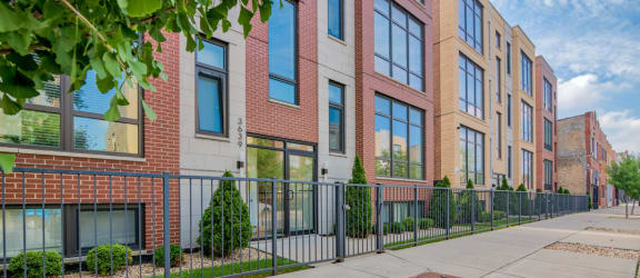 HIGHPOINT Albany Park on Montrose property image