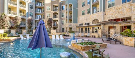The Mark at Huebner Oaks property image