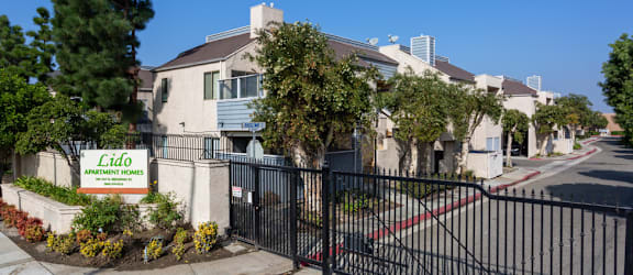 Lido Apartments - 101-197 N Ridgeway property image