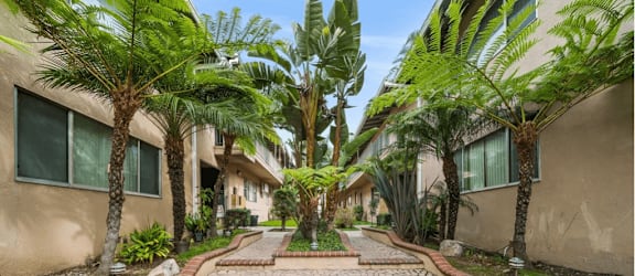 839-845 Glenway Drive property image