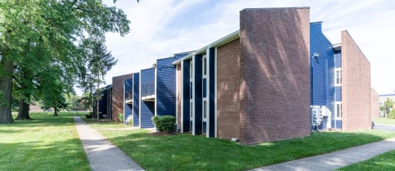 Crestview at Louisville Apartments property image
