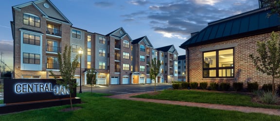 Central and Oak property image
