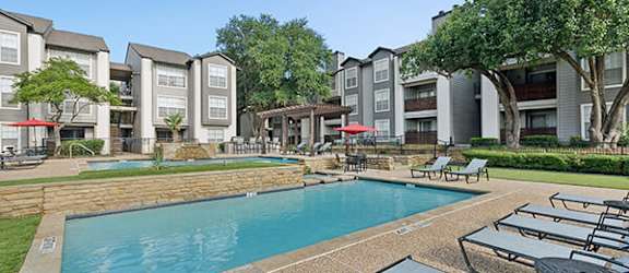 Cobblestone property image