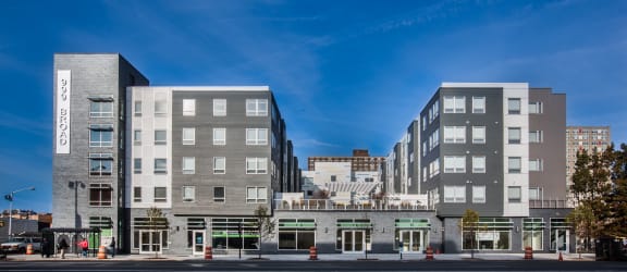 999 Broad property image