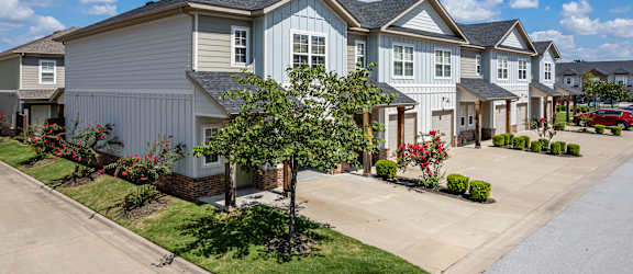 Towne Park Apartments property image