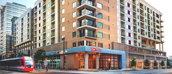 1810 Main Apartments property image