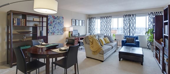 Kellogg Square property image