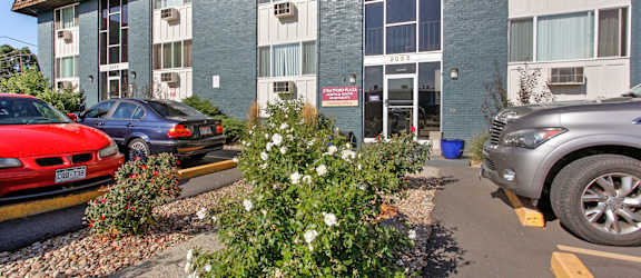 Stratford Plaza North property image