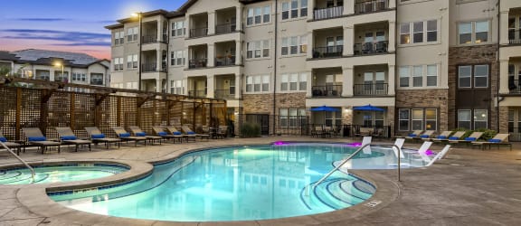 Resort-style pool and heated spa - Rise at 2534